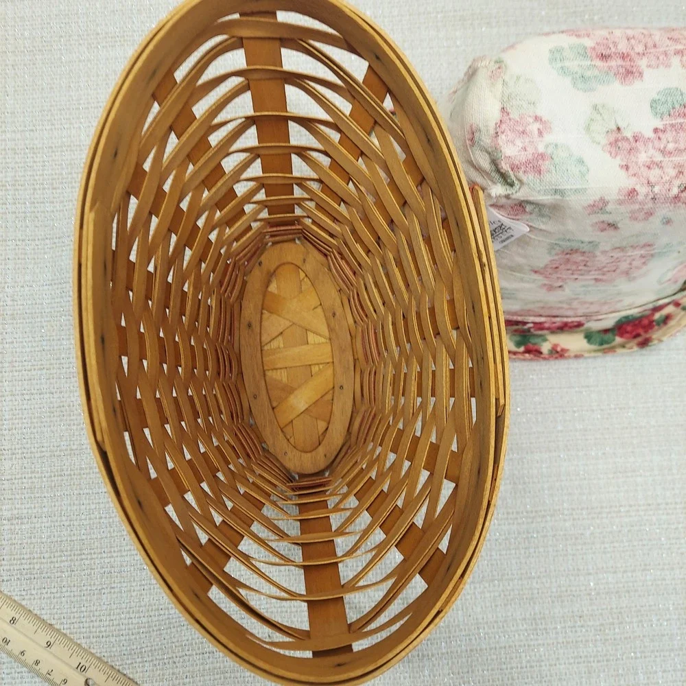 Longaberger 2002 Geranium Basket with Plastic Protector and Fabric Liner Floral